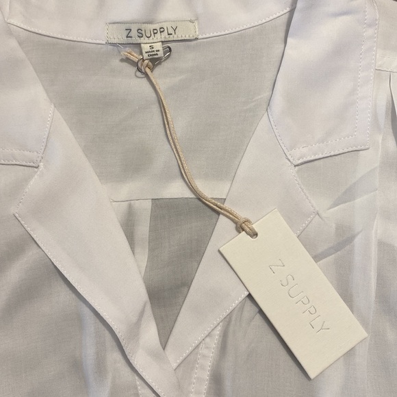 - Zena Flutter Sleeve Button Up Top - Picture 6 of 6